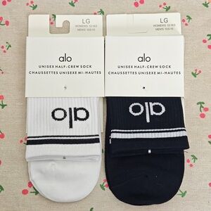 ALO Yoga Unisex Half-Crew Socks - White & Black Pair